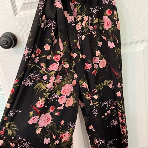 Wide leg pant jumpsuit - Picture 3 of 3